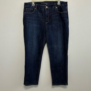 Chico’s the So Slimming Girlfriend Crop Size 2.5